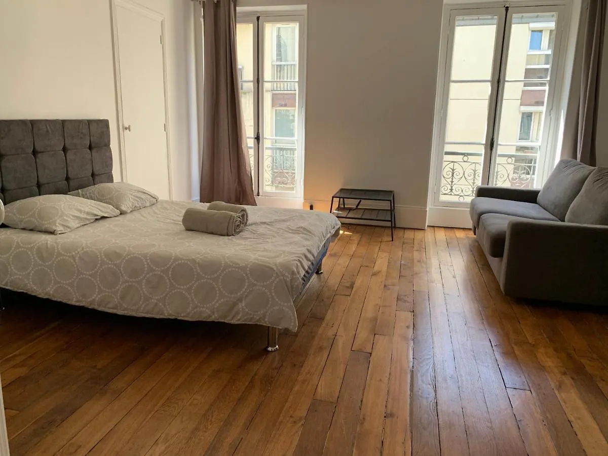 Paris Mozart Apartment